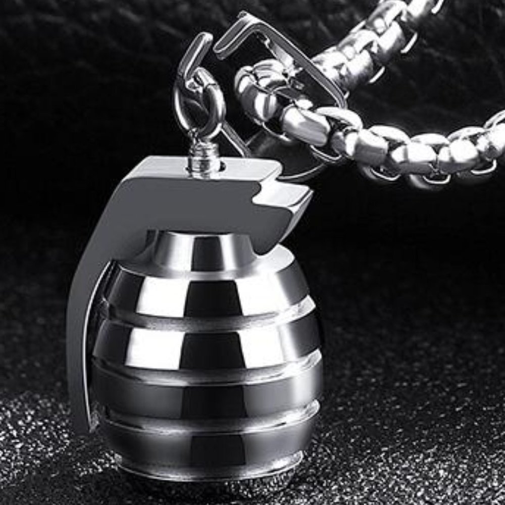 ❤️Custom Unique Hand Grenades Necklace , N90201P115 - Picture 1 of 4